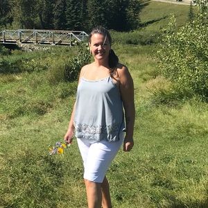 Meet your Posher, Denise